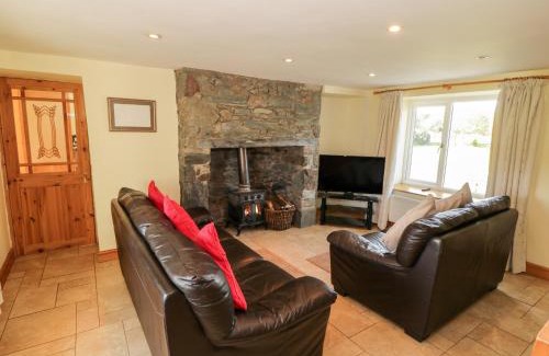 Llanfairpwllgwyngyll House | Penllyn