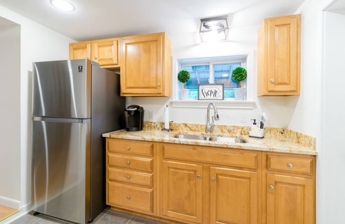 Bellefonte Cottage | PENN STATE Country Creek Cottage w/Hot Tub - ON Spring Creek and 7 miles to PSU