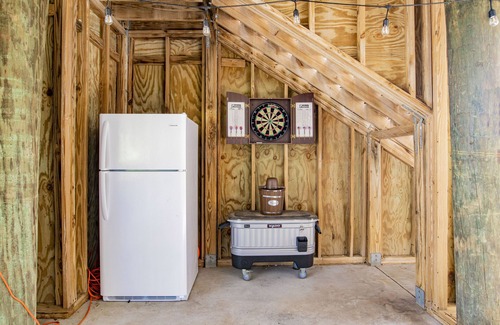 Southeast Pensacola House | Pensacola Waterfront/Pier Boat Dock Private Heated Pool, 5 Minutes to Downtown