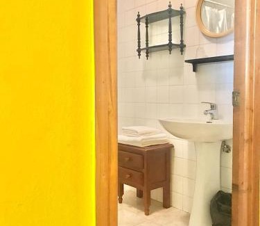 Carrena House | Pensión Casa Corro