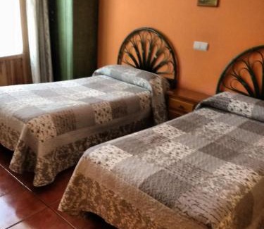 Burgos House | PENSIÓN PEÑA