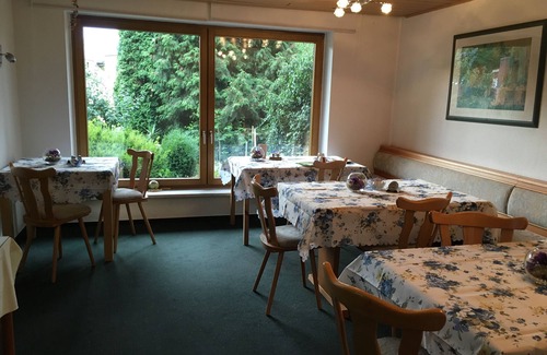 Loebau House | Pension Anna Gastronomie