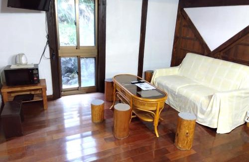 Sakimotobu House | ＰＥＮＳＩＯＮ ＳＨＩＭＡＫＡＺＥ