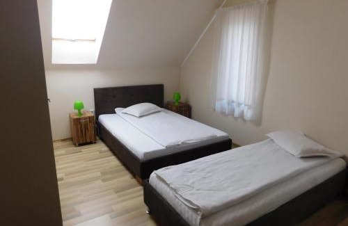 Hereclean House | Pensiunea Agroturistica Havanna