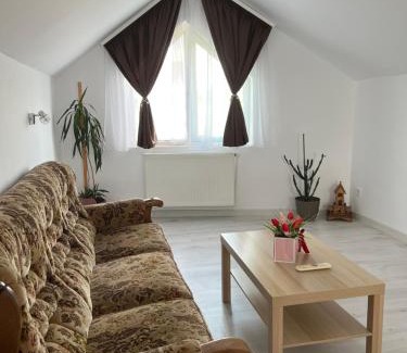 Baile Felix House | Pensiunea Iulia
