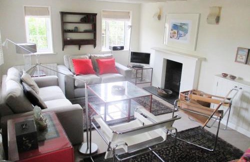Burpham House | Pensway