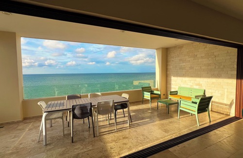 Chicxulub Puerto Condo | Penthouse de lujo en la playa