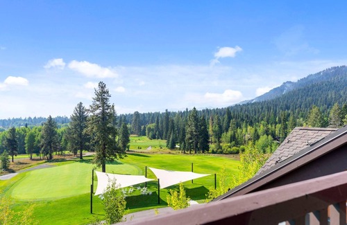 Tamarack Condo | Penthouse | Golf & Lake Views | Resort Amenities