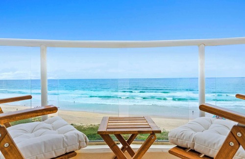 Palm Beach Apartment | Penthouse Views with Private Rooftop Terrace