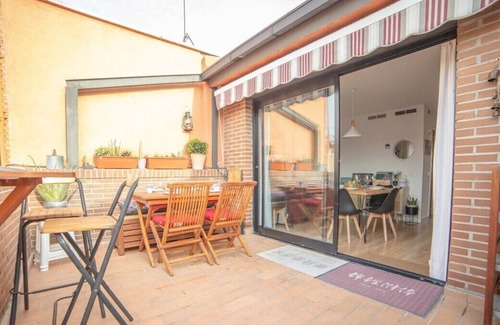 Almendrales Apartment | Penthouse with large terrace in the center of User