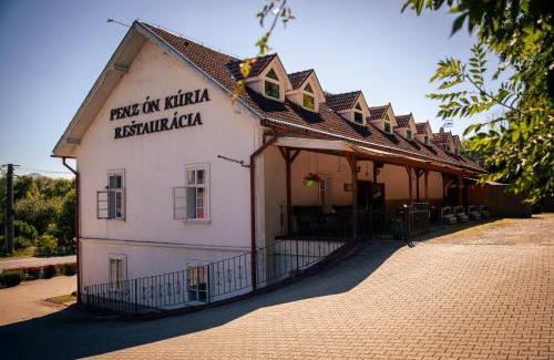Dolny Kubin House | Penzión Kúria