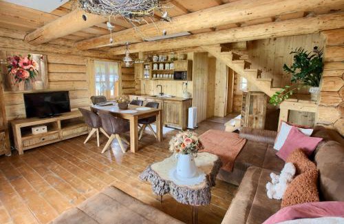 Tisovec House | Penzión Zbojnícky Halaš