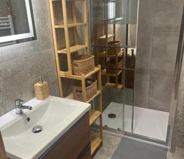Ostrozska Nova Ves Apartment | Penzion 54
