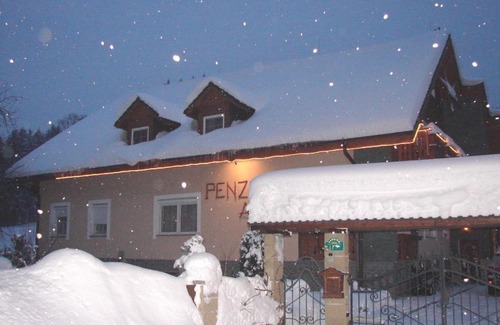 Makov House | Penzion Adam - Makov