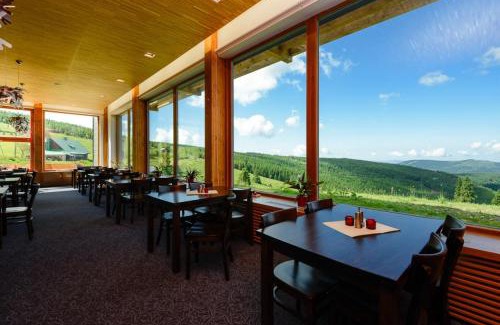 Strazne Hotel | Penzion Andula Friesovy boudy
