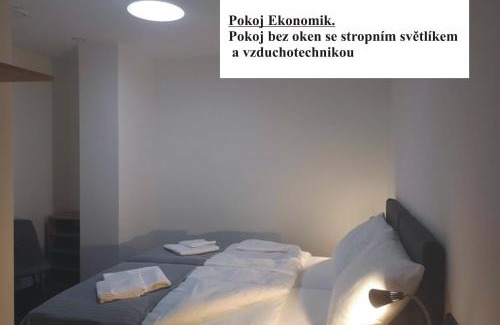 Trebic House | Penzion DON