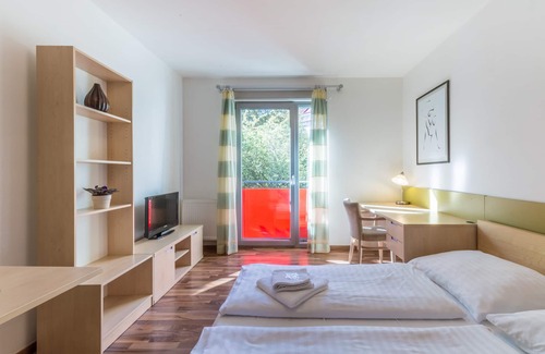 Nusle House | Penzion Paloucek