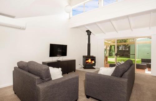 Callala Beach House | Peppertree Jervis Bay Pet Friendly Beachfront with Sea Views