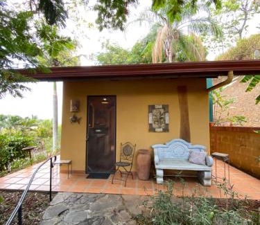 Pan de Azucar House | Pequeña Casita entre árboles con excelente vista