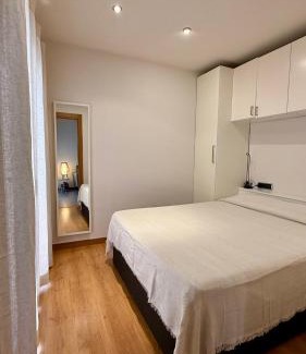 Sant Feliu de Guixols Apartment | Pequeño loft para dos