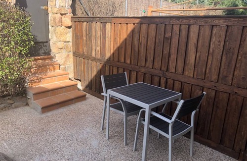 Manzanares el Real Apartment | Pequeño y Acogedor Estudio con Jardín Situado al pie de La Pedriza
