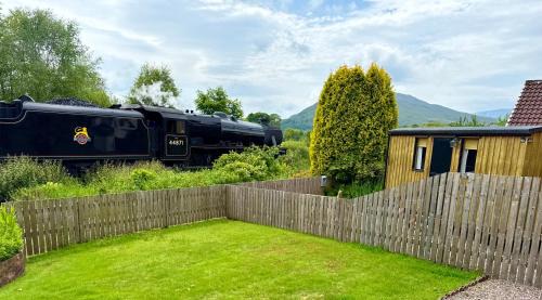 Fort William Apartment | Per Ardua Shepherds Hut
