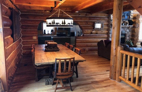 Oakley Cabin | Perfect cabin for family fun and large groups, on a private 17 acre property.