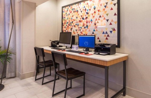 Walnut Creek House | Perfect combination of comfort and convenience!