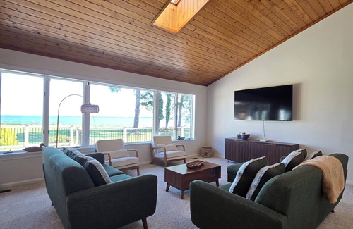 Kent Narrows House | Perfect Fall Retreat at Heron Point - 2 Acre Waterfront Escape at Kent Narrows