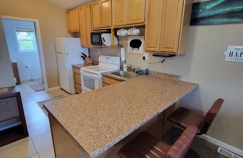 Clam Gulch House | Perfect Fisherman's Cabin with Ocean Views and Central Location on the Kenai Pen