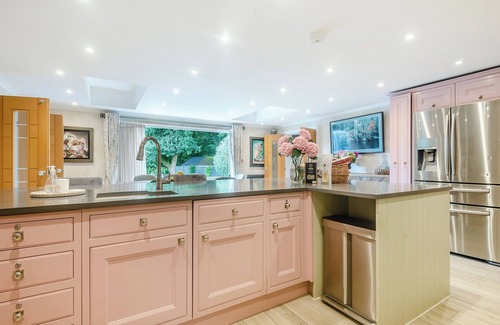 Four Marks Cottage | Perfect for a special occasion or get-together.