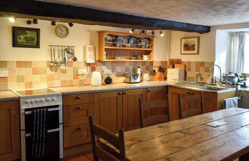 Minehead Cottage | Perfect for couples and familes to come and enjoy the local area.