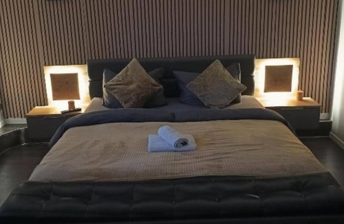 Neuwerk Hotel | Perfect for craftsmen: affordable double room near the highway