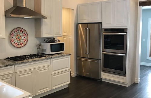 Elmira Other | Perfect hub for fun! Beautiful 3,000 sf. Open Concept Farmhouse