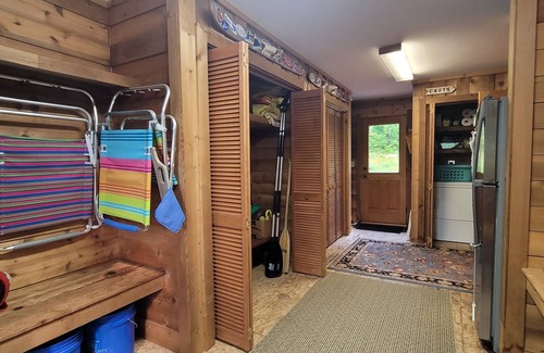 Silver Lake House | PERFECT LAKE & MT HOME! BEACH AREA, GAME ROOM, HIKING & BIKING TRAILS