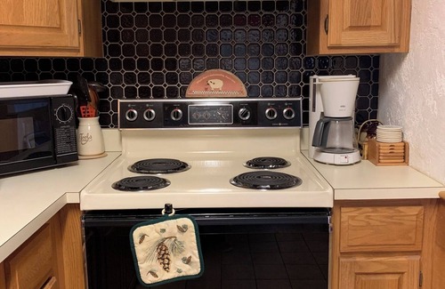 Jackson Condo | Perfect location for Storyland, ski slopes, hiking and North Conway