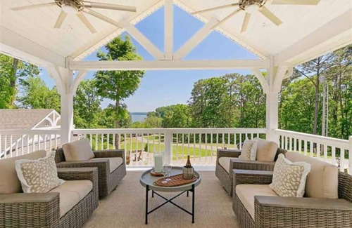 Counce House | Perfect location, luxury home with breathtaking lake view!