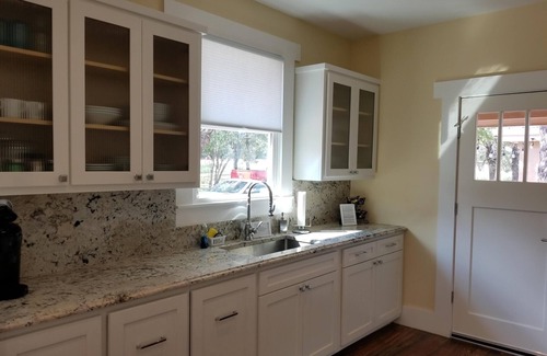 Fredericksburg House | Perfect Location 3 miles fr Main St with Wildlife, Hot Tub and 2 King Bed/Baths