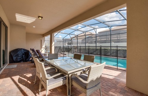 Four Corners House | Perfect Retreat 8BR/6BA Pool Home in Windsor at Westside!