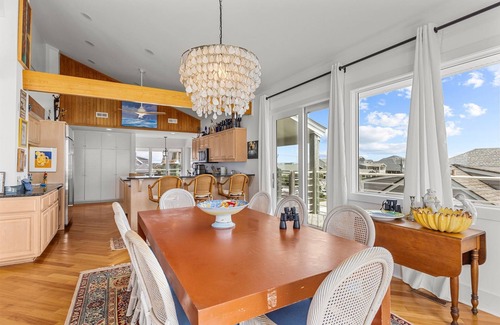 Atlantic Beach House | Perkins Cottage- Ocean Front/Pet Friendly Home