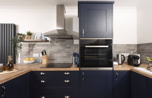 Perranporth House | Perranhaven - a house that sleeps 6 guests in 3 bedrooms