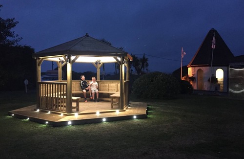 St. Agnes House | PERRANPORTH HOLIDAY BUNGLOW on Holiday Park, SWIMMING POOL - GREAT VALUE !
