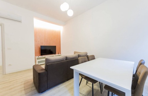 Pescara Apartment | Pescara Station Modern & Central Apartment!