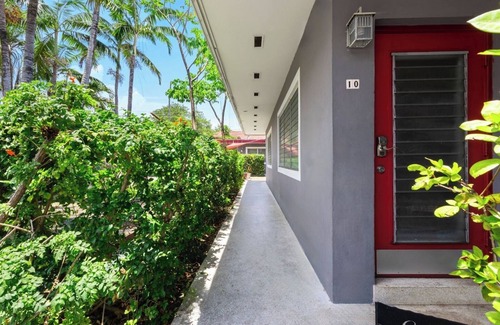 Downtown Hollywood Apartment | Pet-Friendly 1BR Studio w/Parking and BBQ, Hollywood