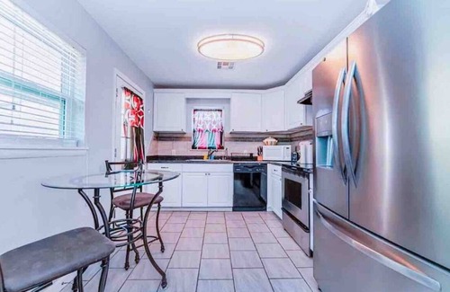 Central Oklahoma City House | Pet friendly 3 bedroom house in central Okc