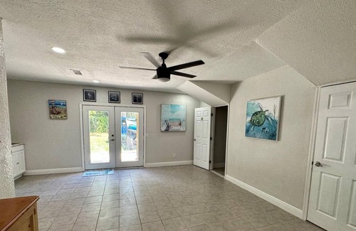 Homosassa House | Pet friendly, 4/2, split floor plan, heated pool!