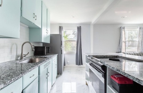 Inglewood House | Pet Friendly! A+ Neighborhood Hip! Patio Home