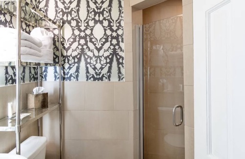 Historic District Hotel | Pet-friendly Accommodation at Historic Inns of Annapolis! Enjoy Historic Views!