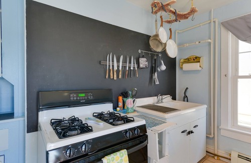 Wildwood Apartment | Pet-Friendly Apartment in Wildwood < 1 Mi to Beach