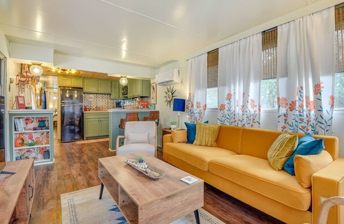 Brownwood House | Pet-Friendly Brownwood Home: Walk to Lake!